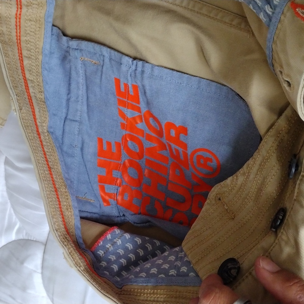 Like new Khaki Superdry pants - Picture 3 of 10